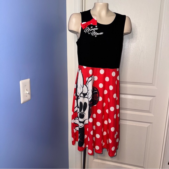 Disney Dresses & Skirts - Disney Minnie Mouse Black and Red Polka Dot Dress size Large women